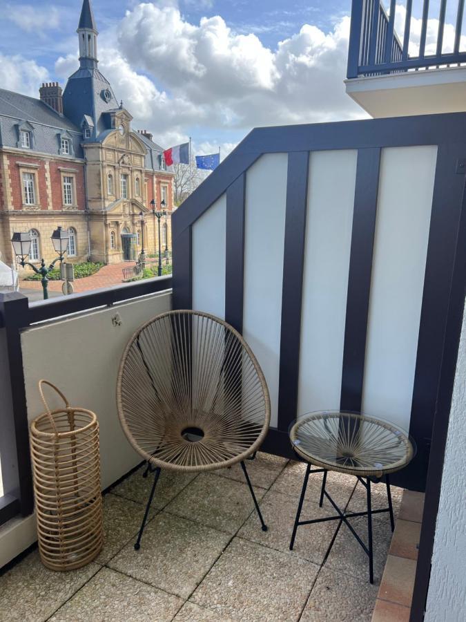 Appartement Hyper Centre De Cabourg Avec Balcon Kültér fotó